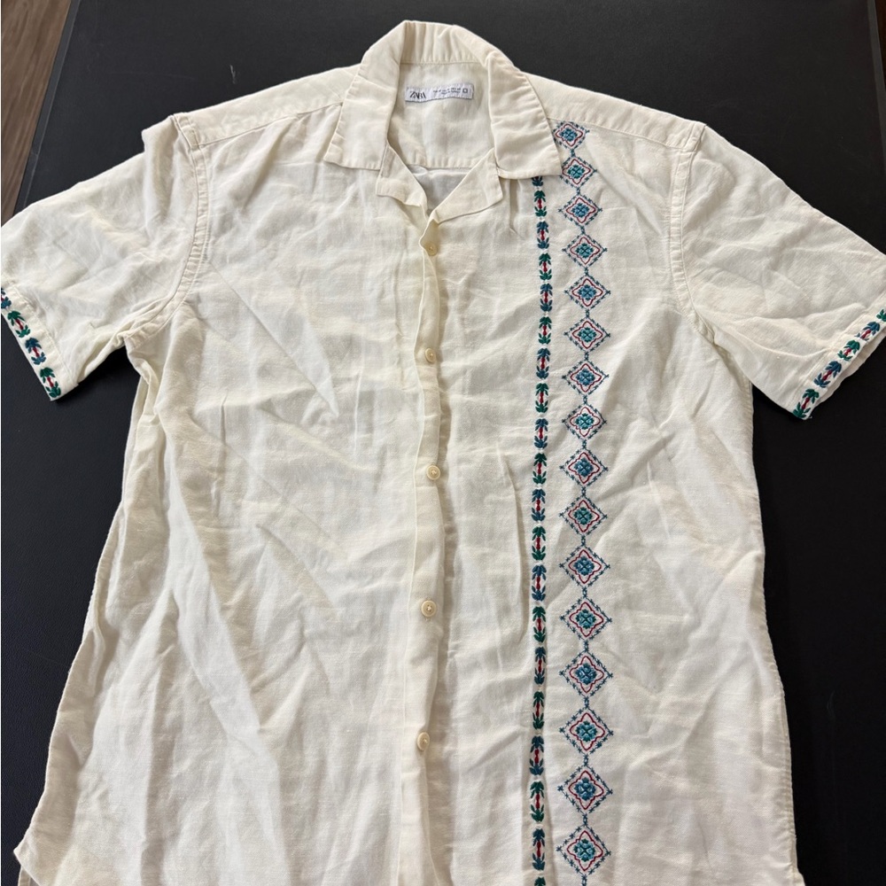 Zara Men's Cream Shirt with Blue Embroidery